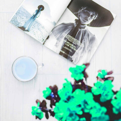 Elegant Bossa Guitars - Bgm for Thoughtful Time