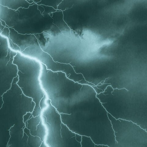 Sounds of Thunder - Music for Rain and Thunderstorms