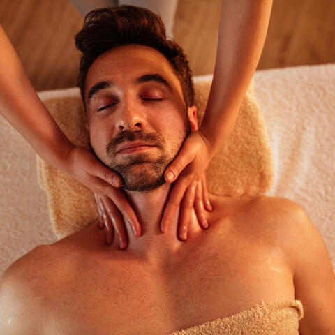 Nighttime Serenade: Nature's Crickets for Massage Therapy