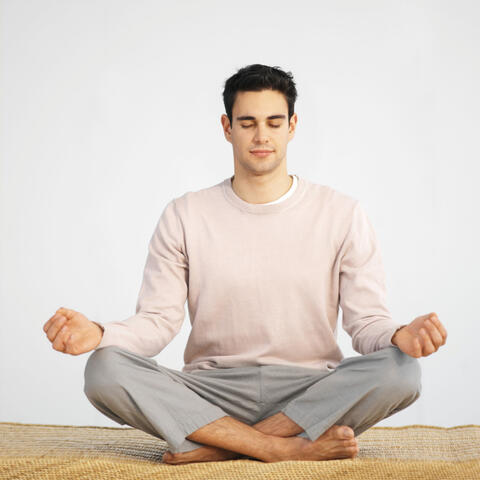 Blissful Relaxation: Harmonious Sounds for Serene Meditation