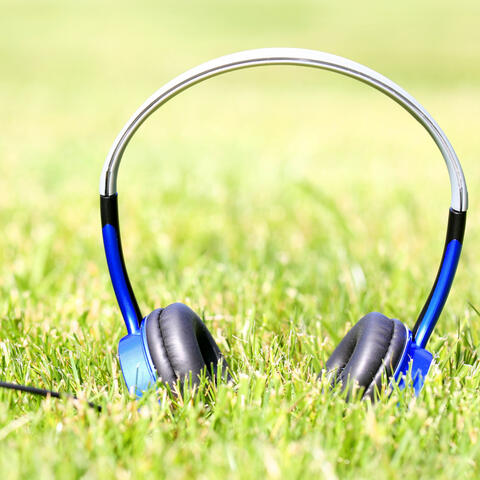 Celestial Harmony: A Serene White Noise Symphony
