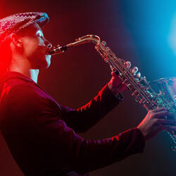 Nostalgic Bliss Wrapped In Jazz