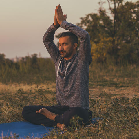 Yoga's Melody: Soothing Binaural Tones and Rain Sounds