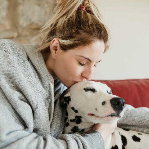 Calming Binaural Bonding: Music for Happy Pets