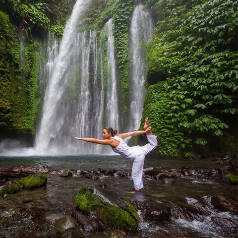 Waterfall Yoga Embrace: Peaceful Flowing Sounds with Crystal Singing Bowl