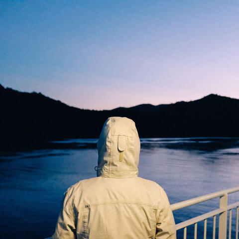 Tranquil Focus Reflections: Peaceful Chill Music with Rain