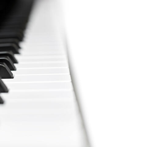 Moonlight Melodies: Piano for Baby