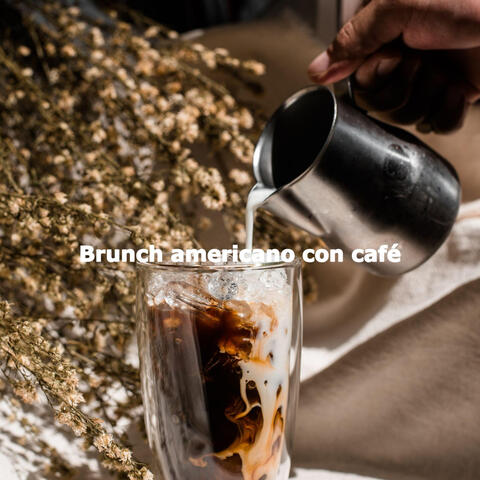 Brunch americano con café