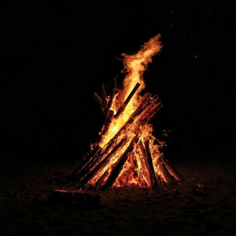Radiance Retreat: Crackling Bonfire for Meditation Journey