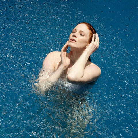 Water's Reflection: Meditative Depths of Sound