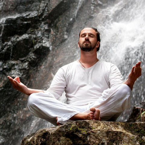 Waterscape Calmness: Binaural Meditation Reflections