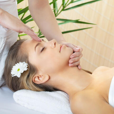 Piano Rain: Spa Oasis Serenity Soothing