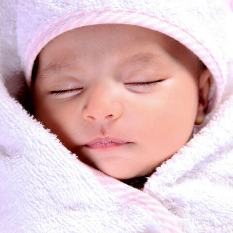 Moonlit Cradle: A Baby Sleep Experience