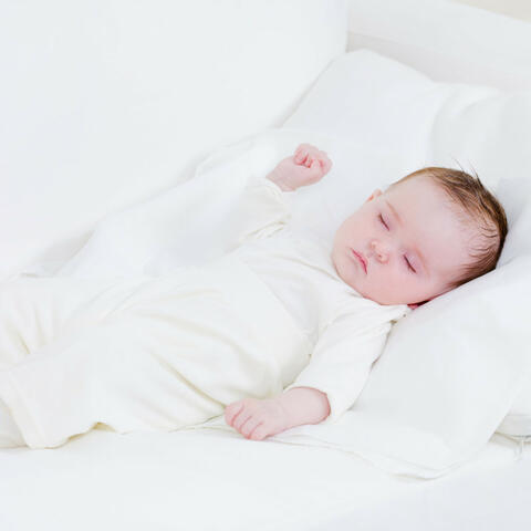 Piano Lullabies: Rainy Baby Bedtime Bliss