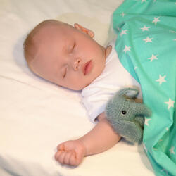 Piano Rain Calms Baby's Tranquility