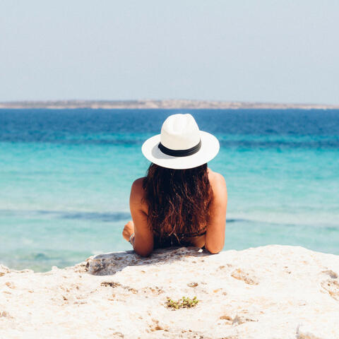 Gentle Ocean Rhythms: Binaural Relaxation Harmony