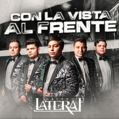 Con La Vista Al Frente