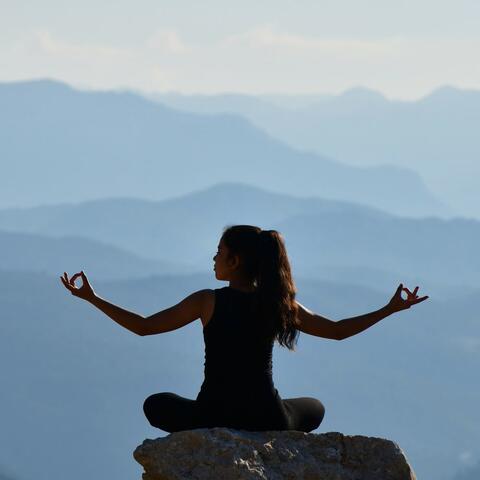 Evening Meditation: Calming Music Vibes