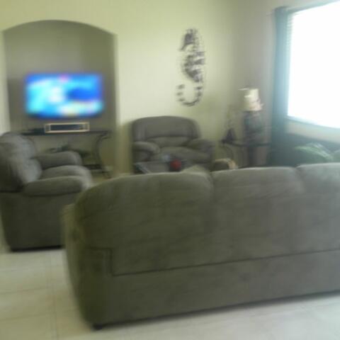 Ridgeway Drive / Blurred Sentimentality