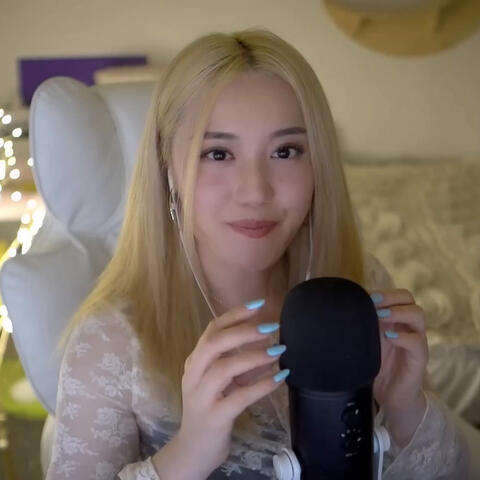 Cozy Rambles & Deep Ear Massage