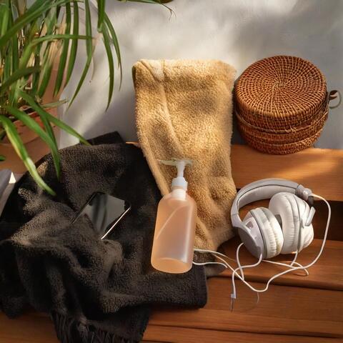 Hip Hop Harmony: Beats for Relaxing Spa Sessions