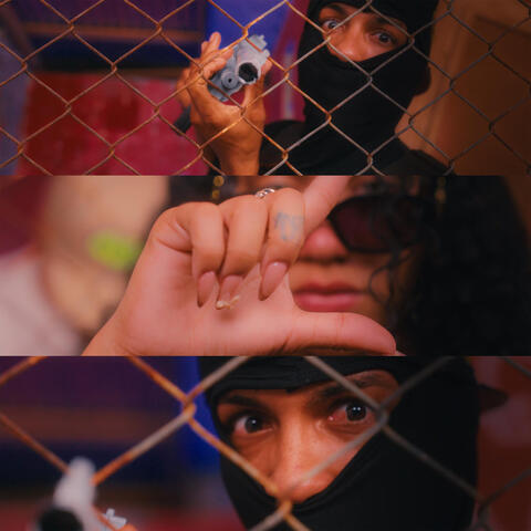 QUIEREN QUITARME MI CORONA