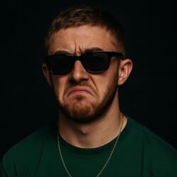 Michou sa beuteu sent le poisson