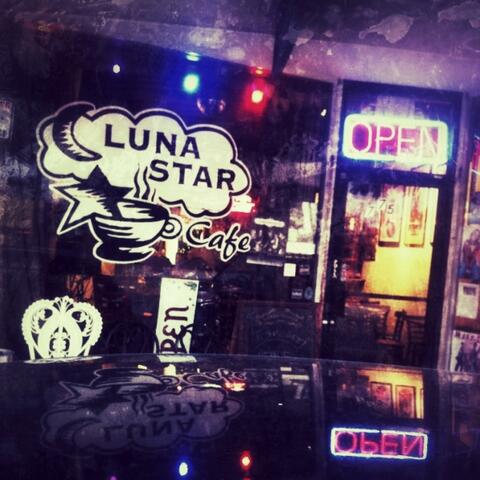 Live at Luna Star