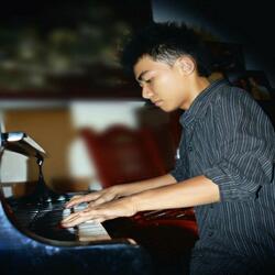 Piano Concerto No.1 in E Minor, Op.11: 1st movement