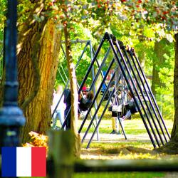 Parc avec Chants d'Oiseaux et Aire de Jeux pour Enfants