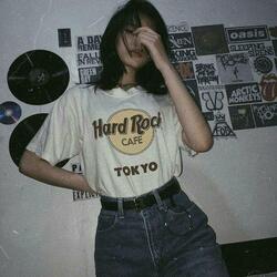 aesthetic girl (slowed + reverb)