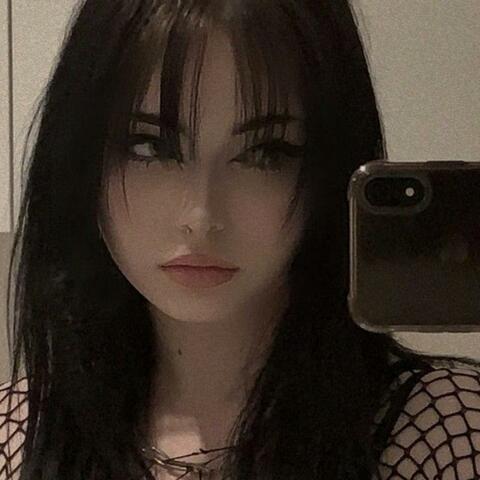 trust issues (looped) - girl i'm lying i'm on a few