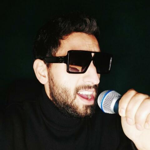 Aas Laraan Kashmiri Song