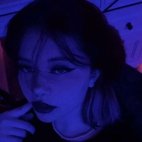 love me back (sped up)