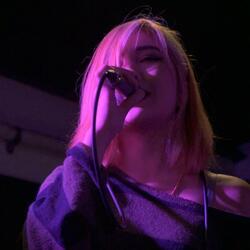 Molly Twirls (Vessel)