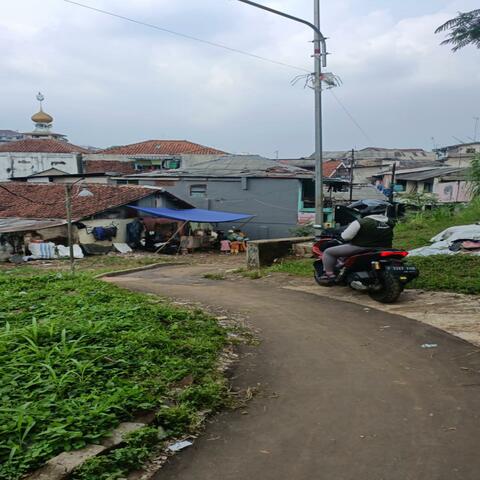Aku Bisikan