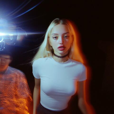 Maniac Weather (feat. karolina cola)