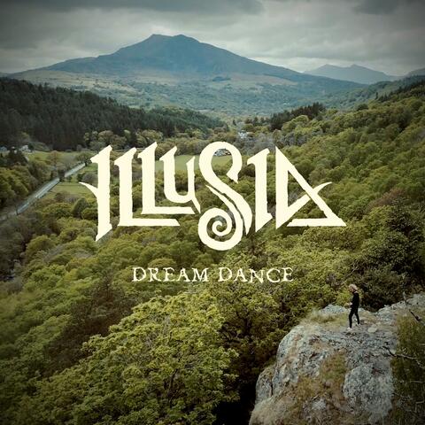 Dream Dance (feat. Lisa Skinner)