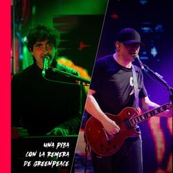 Una Piba con la Remera de Greenpeace