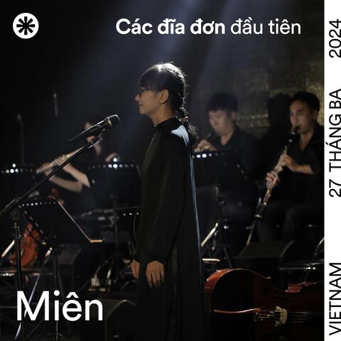 Các đĩa đơn đầu tiên