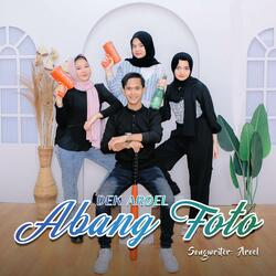 ABANG FOTO