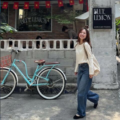 NHIỀU HƠN IU