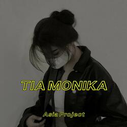 Tia Monika