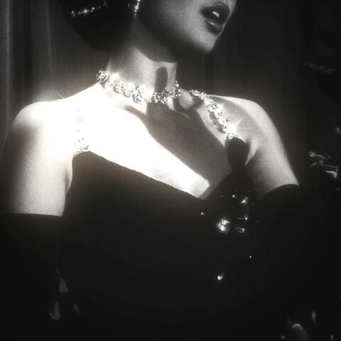 MORE & MORE (Dazzlin' Darlin)