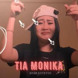 Tia Monika