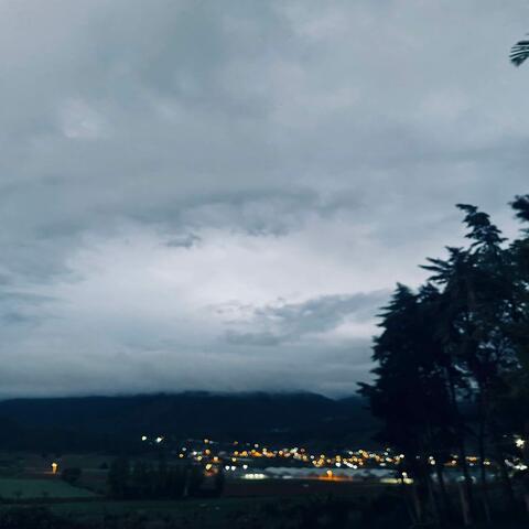 Después del cielo gris
