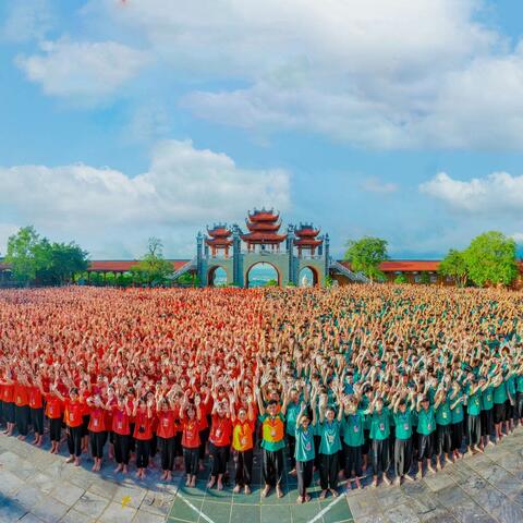 Gọi tên Khóa tu mùa hè
