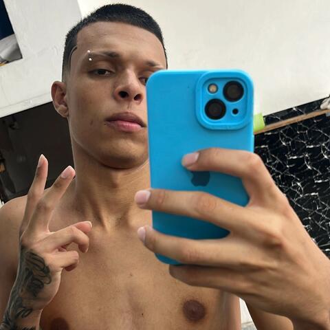 # DE MADRUGADA VC MIM LIGA