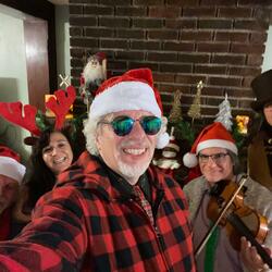 Bring Our Memories Back To Christmas