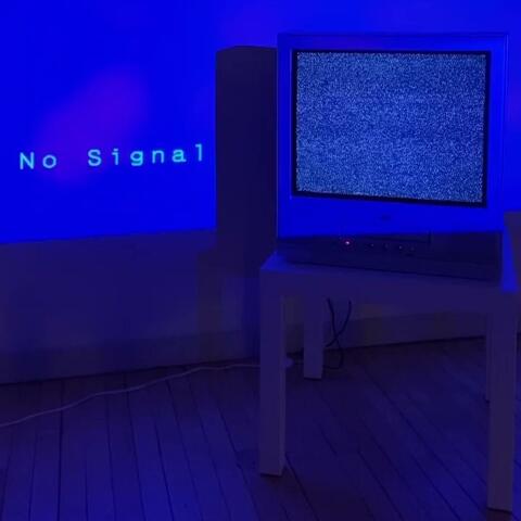 NO SIGNAL